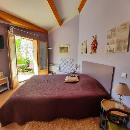 Bed and Breakfast Louminai Donzère Exteriér fotografie