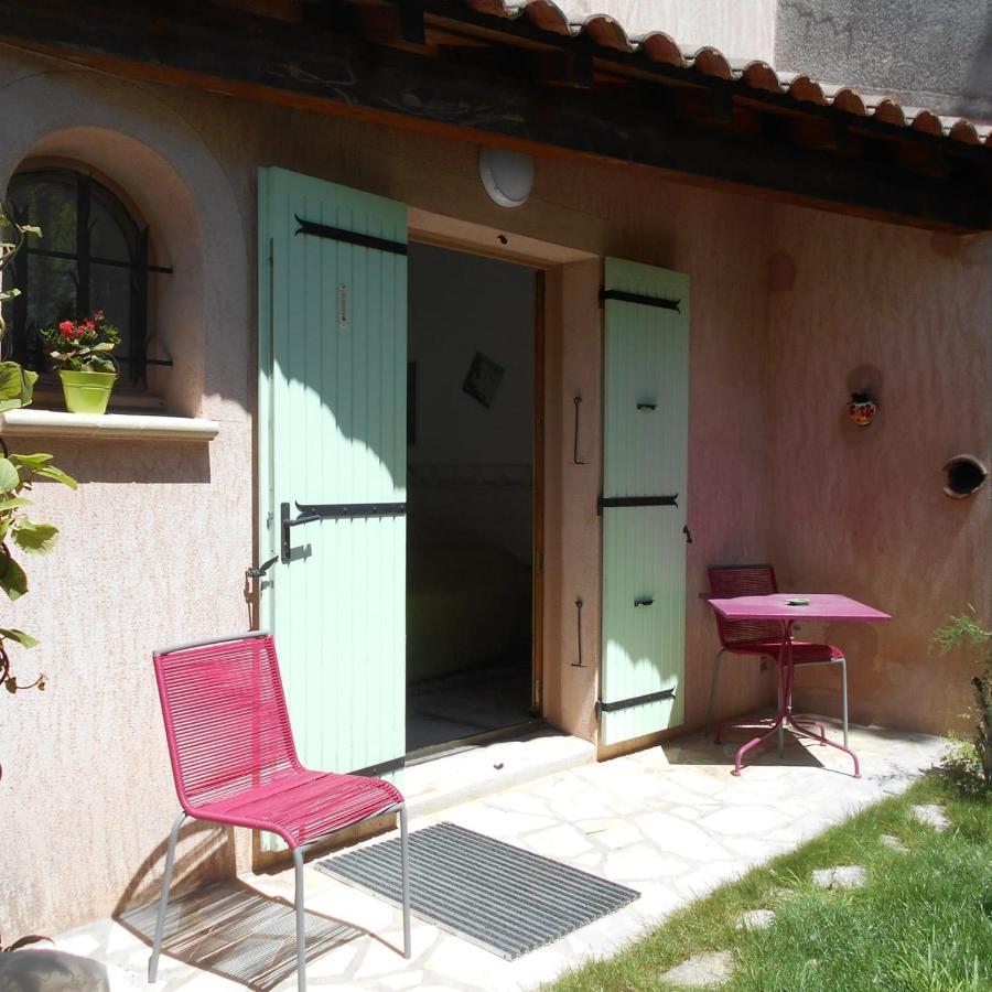 Bed and Breakfast Louminai Donzère Exteriér fotografie